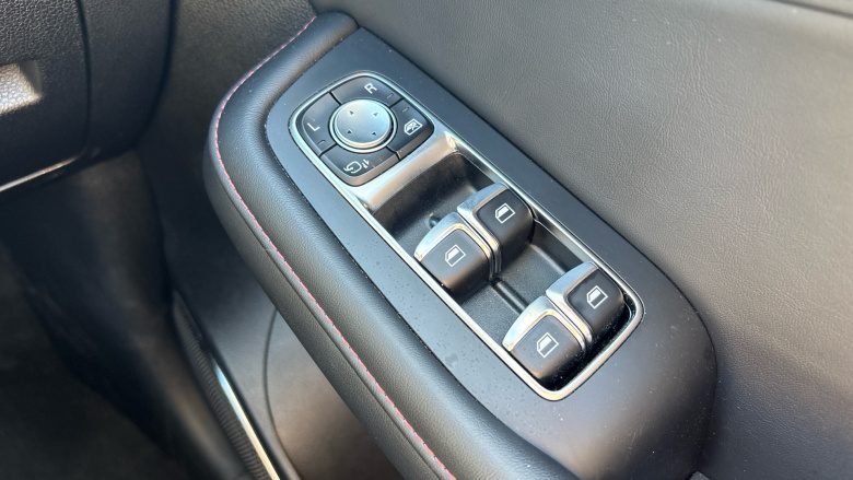 MG HS 1.5 T-GDI PHEV SE 5dr Auto Hatchback
